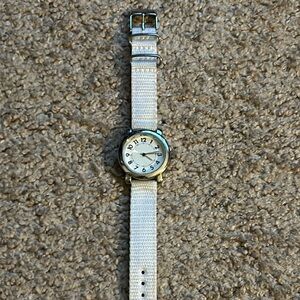 Women’s vintage white/silver stainless steel rope brac watch one size adjustable